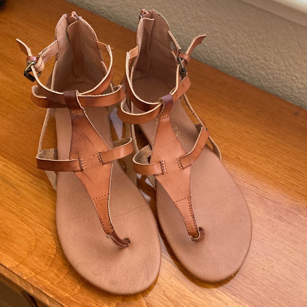 Coconuts Sandals